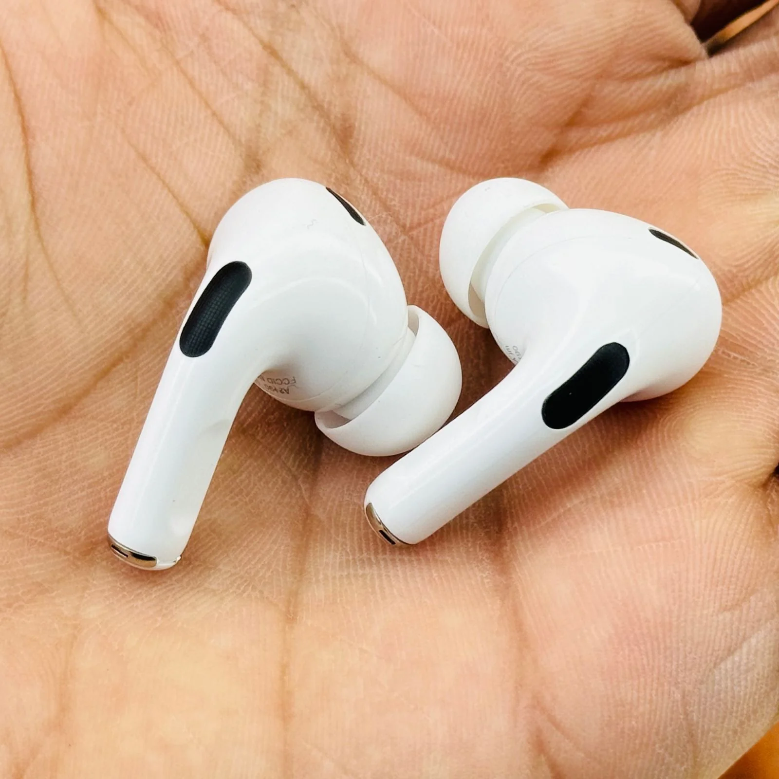 Imported Air Pods 2nd Generation (USB-C) - Image 2
