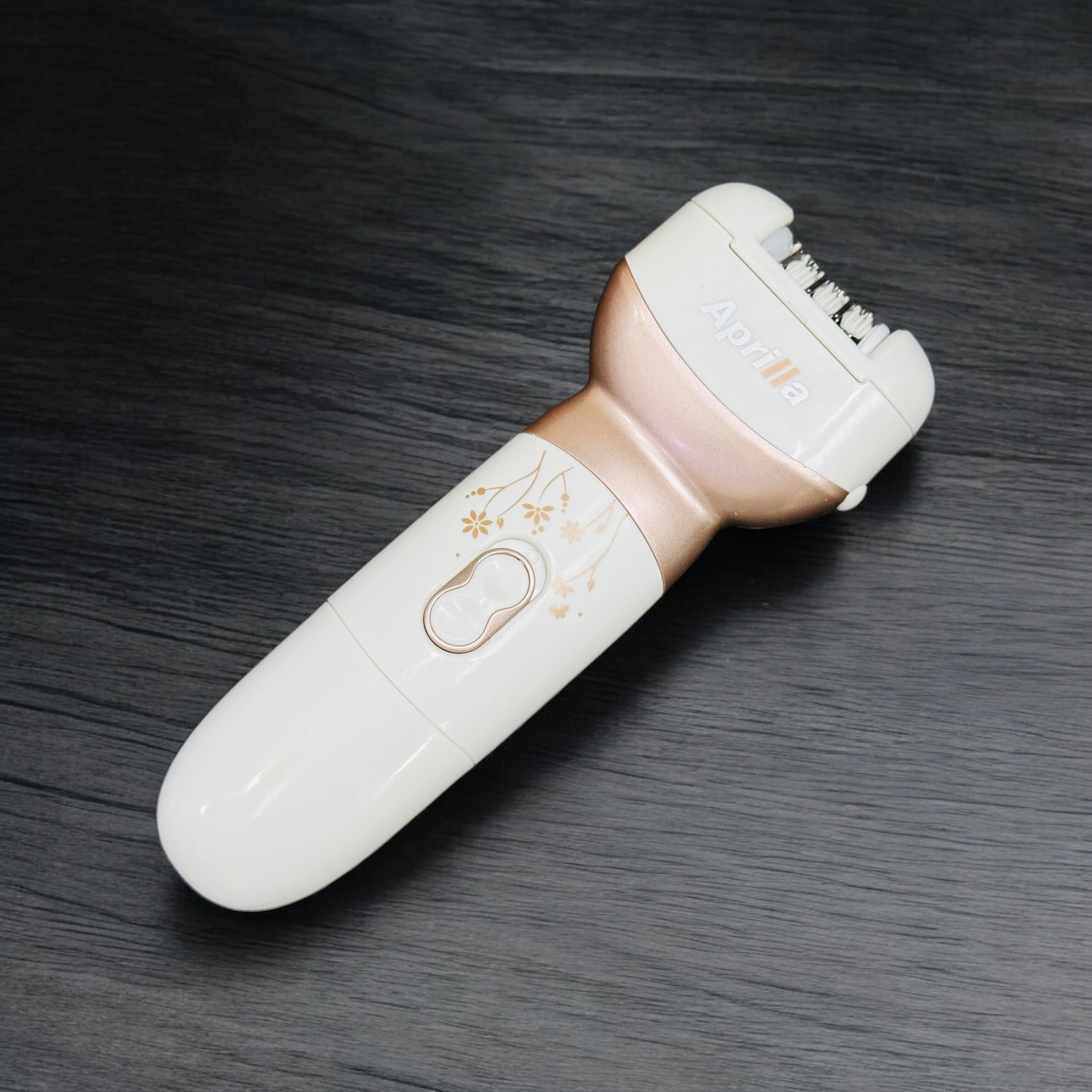 Aprilla 3in1 Epilator, Exfoliator & Buffer Face & Body - Image 3