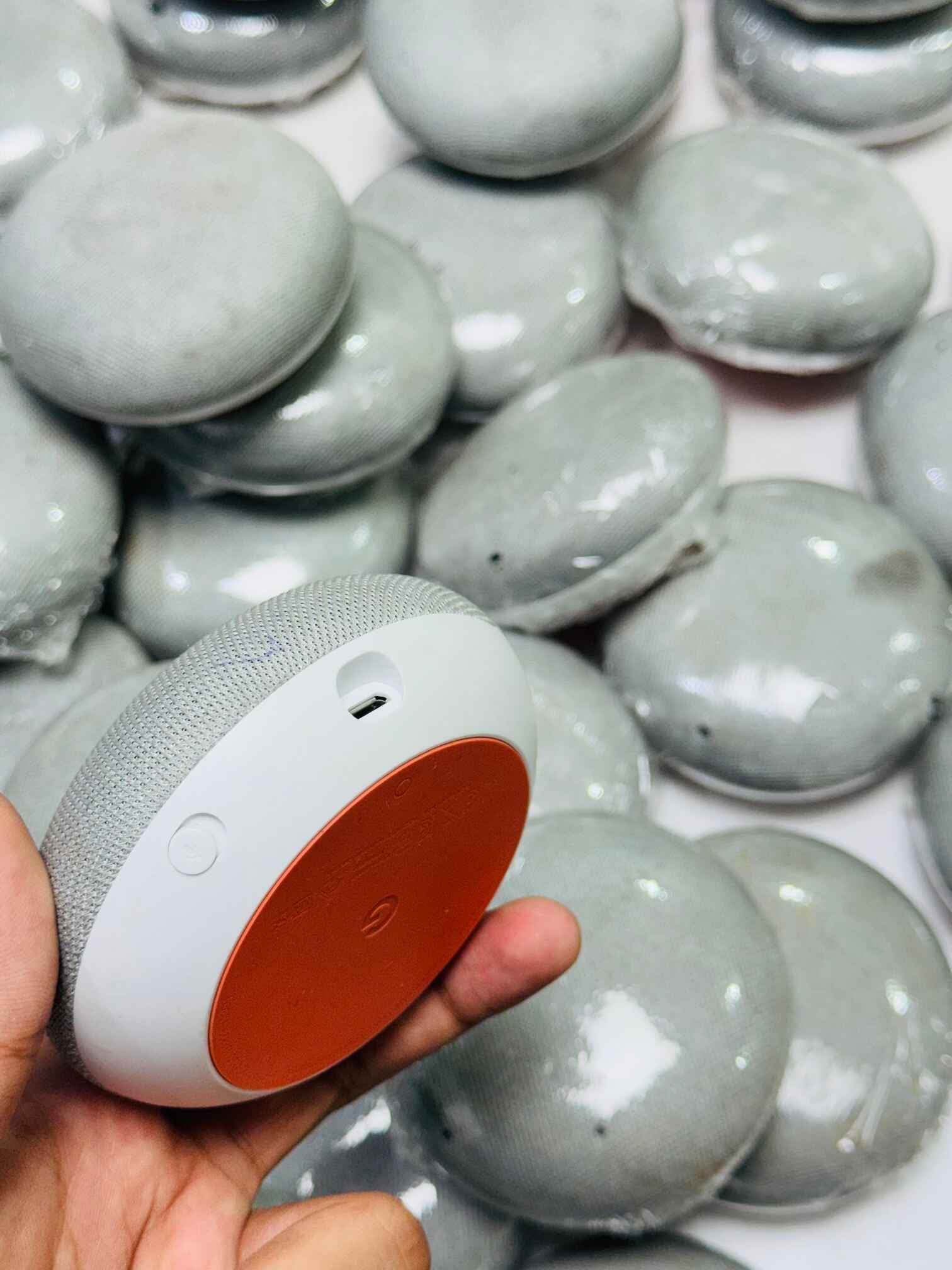 Google Home Mini Smart Speaker (1st Gen) - Image 3
