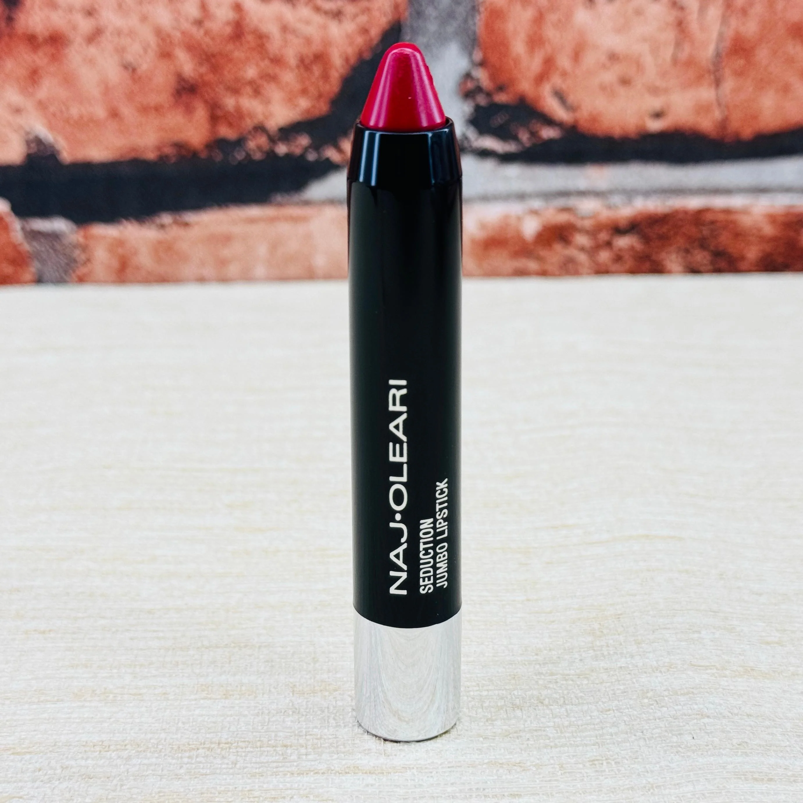 NajOleari Seduction Jumbo Lipstick Crayon | 07 Red Passion - Image 3
