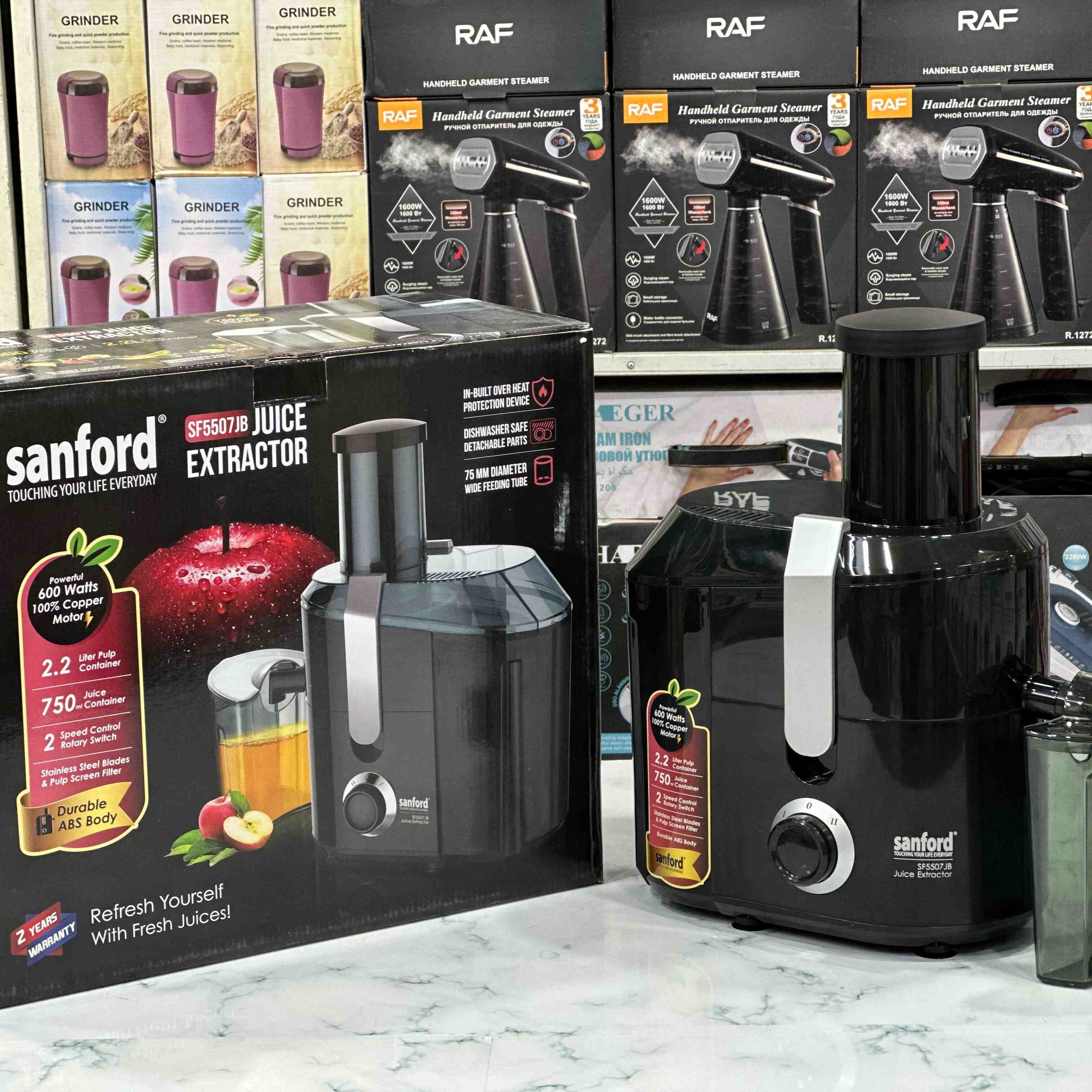 Sanford Juice Extractor and Carrot Juicer - SF5507JB - Image 4
