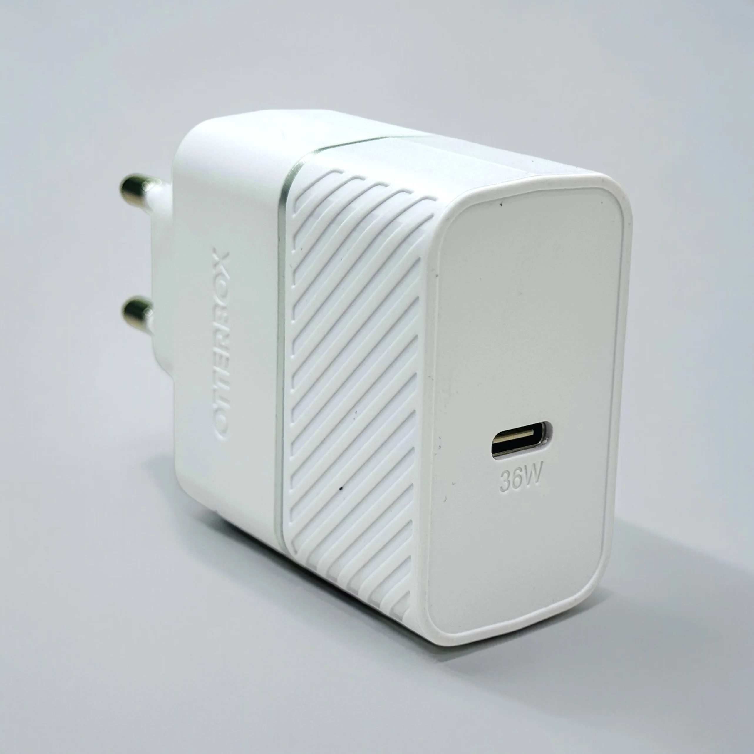 Otterbox USB-C Wall Charger 36W Fast Charge - Image 2